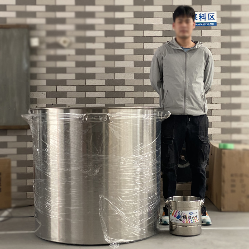 Composite Bottom Stock Pot Storage Container Commercial Stainless Steel Big Pots Factory Prices 700L Cooking Pot