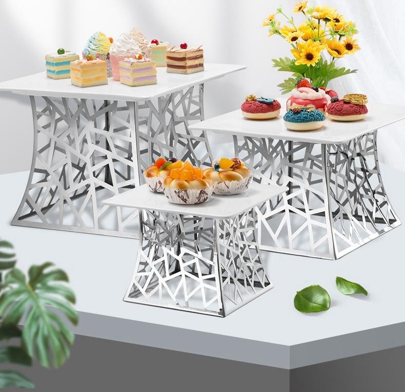 Wholesale Hotel Equipment Stainless Steel Dessert Buffet Display Stand Set Wedding Cake Stands Display Riser
