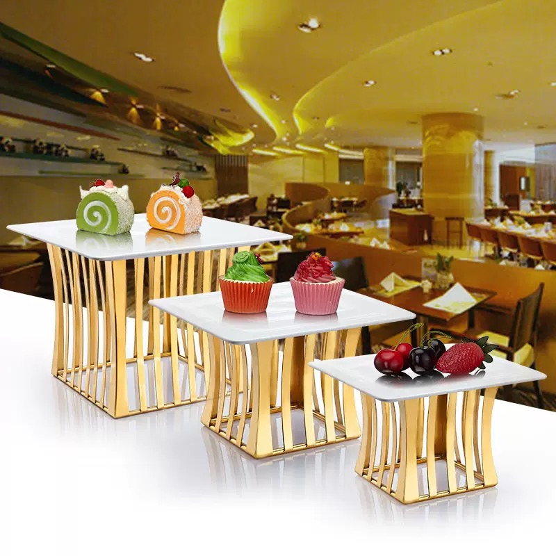 High Quality Luxury Stainless Steel Cupcake Tray Stand Elegant Dessert Table Wedding Centerpieces and Birthday Party Cake Tools